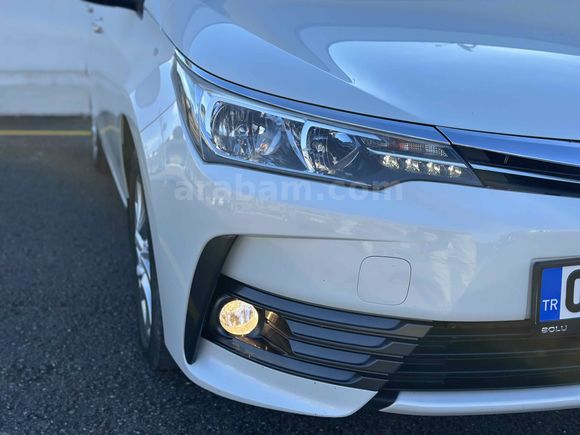 2017 ÇIKIŞLI Corolla HATASIZ BOYASIZ TRAMERSİZ 1.6 Advance