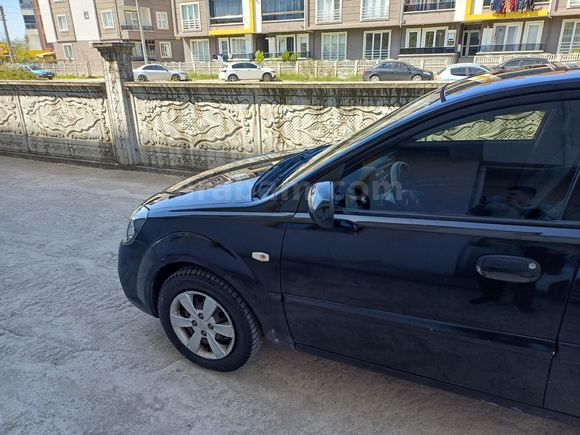 Sahibinden Kia Rio 1.5 CRDi Trend 2010 Model