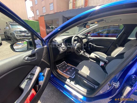 ORCAN MOTORS dan 2025 Clio 1.0 TCE Evolution X-Tronic