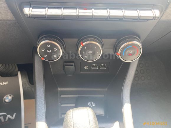 ORCAN MOTORS dan 2025 Clio 1.0 TCE Evolution X-Tronic