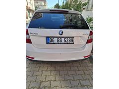 Sahibinden Skoda Rapid 1.6 TDI Spaceback Elegance 2015 Model