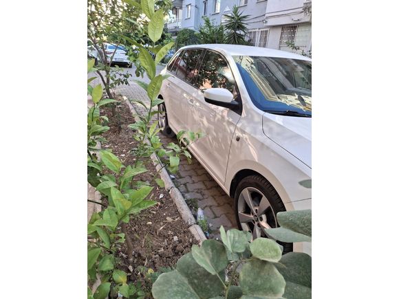 Sahibinden Skoda Rapid 1.6 TDI Spaceback Elegance 2015 Model