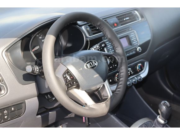 MBS BÜYÜKSOYLU'DAN 2015 MODEL KIA RIO 1.4 CRDI COMFORT