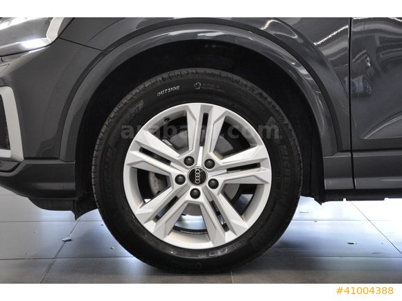 OTOMOL MERTER 2023 AUDI Q2 35 TFSI ADVANCED