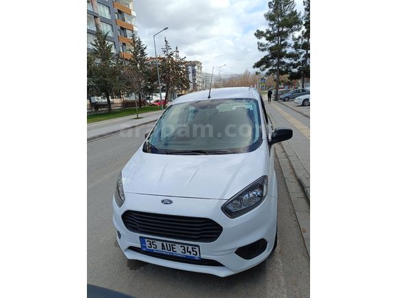 Sahibinden Ford Tourneo Courier 1.5 TDCi Trend 2021 Model  100.000 km Beyaz