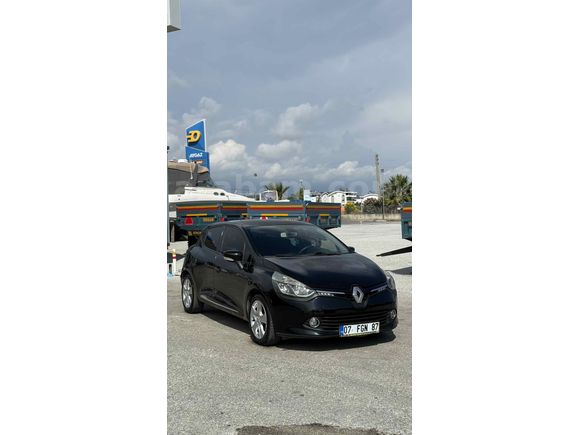 Sahibinden Renault Clio 0.9 TCe Icon 2012 Model Antalya 228.000 km Siyah