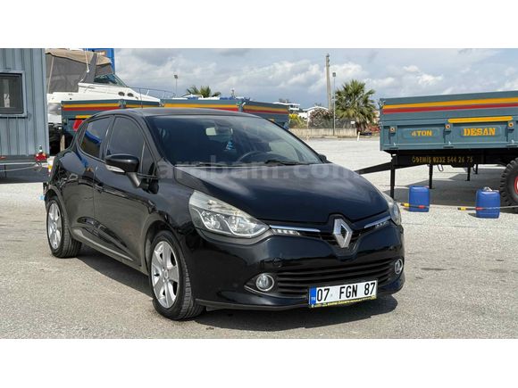 Sahibinden Renault Clio 0.9 TCe Icon 2012 Model Antalya 228.000 km Siyah