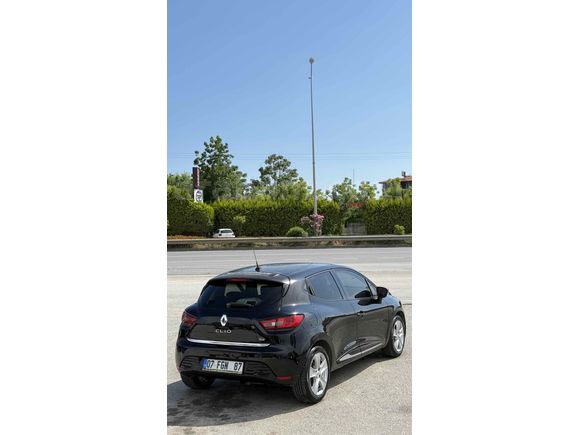 Sahibinden Renault Clio 0.9 TCe Icon 2012 Model Antalya 228.000 km Siyah