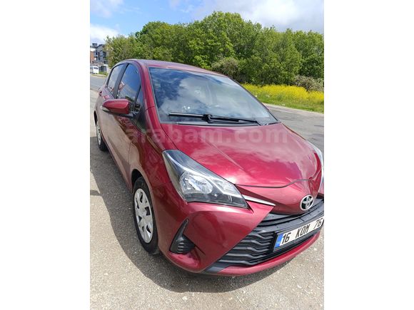 BAYANDAN , YENİ GİBİ TOYOTA YARİS 1.5