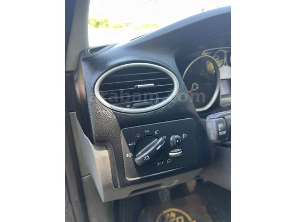 Sahibinden Ford Focus 1.6 TDCi Titanium 2011 Model 