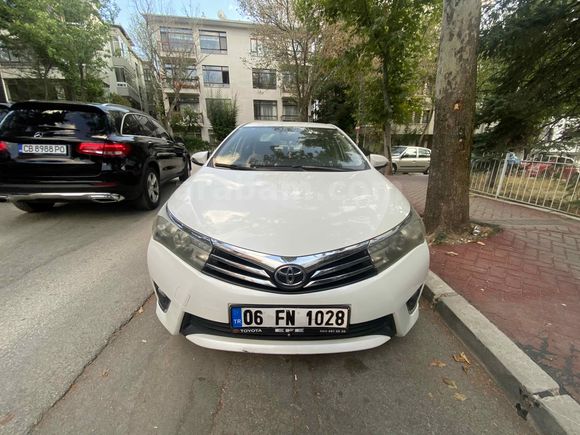 Sahibinden Toyota Corolla 1.33 Life 2015 Model 