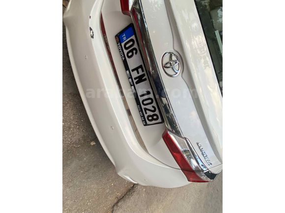 Sahibinden Toyota Corolla 1.33 Life 2015 Model 