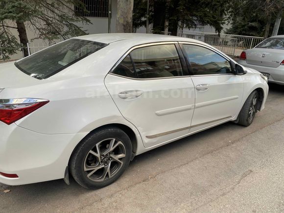 Sahibinden Toyota Corolla 1.33 Life 2015 Model 