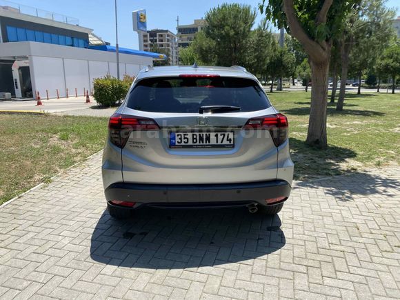 Sahibinden Honda HR-V 1.5 i-VTEC Executive 2019 Model İzmir
