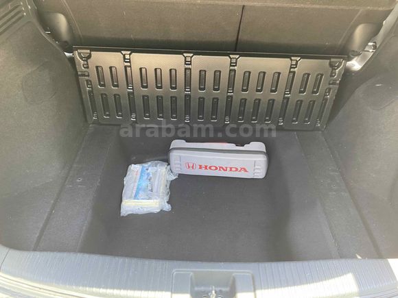 Sahibinden Honda HR-V 1.5 i-VTEC Executive 2019 Model İzmir