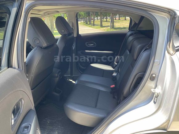 Sahibinden Honda HR-V 1.5 i-VTEC Executive 2019 Model İzmir