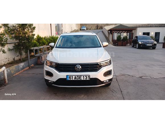 Sahibinden Volkswagen T-Roc 1.5 TSI Highline 2020 Model  81.000 km Beyaz