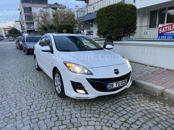 Mazda 3 1.6 Impressive 2011 Model İzmir