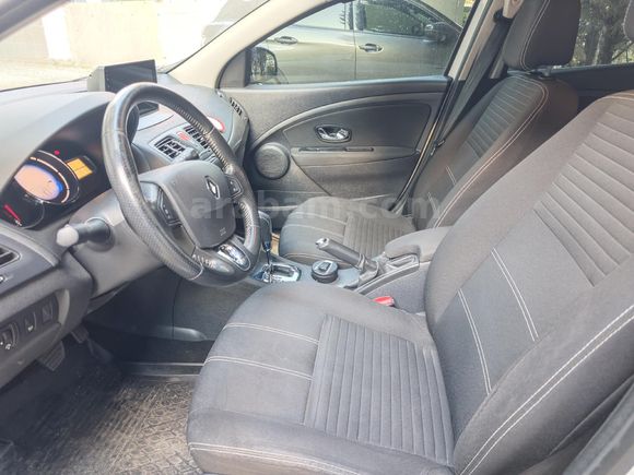 Sahibinden Renault Megane 1.5 dCi Touch Plus 2015 Model  121.700 km Beyaz