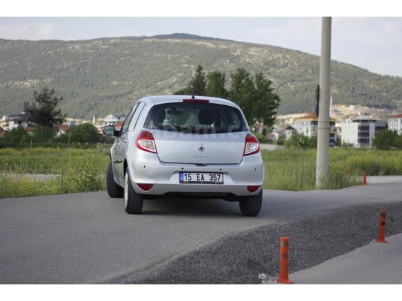 Sahibinden Renault Clio 1.5 dCi Expression 2010 Model 