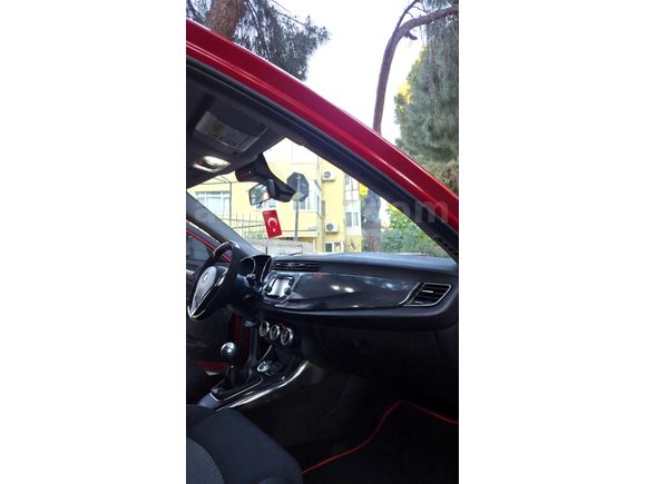 Sahibinden Alfa Romeo Giulietta 1.4 TB Progression Plus 2015 Model
