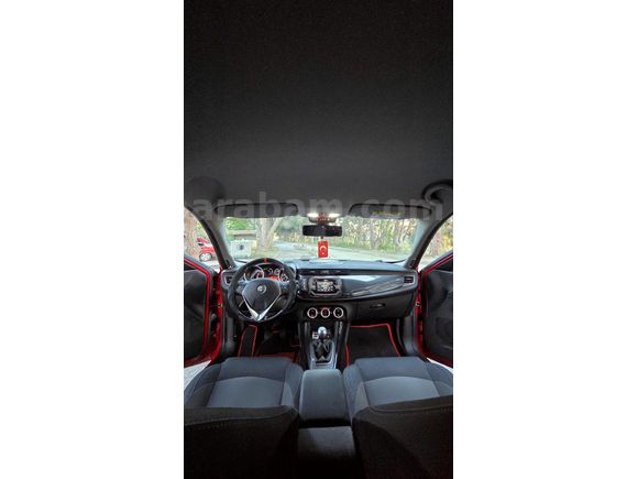 Sahibinden Alfa Romeo Giulietta 1.4 TB Progression Plus 2015 Model