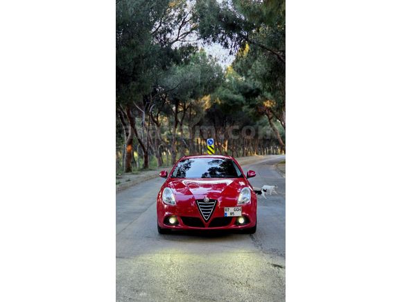 Sahibinden Alfa Romeo Giulietta 1.4 TB Progression Plus 2015 Model