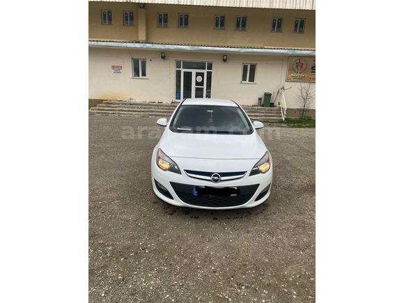 Opel Astra 1.6 Edition 2015 Model
