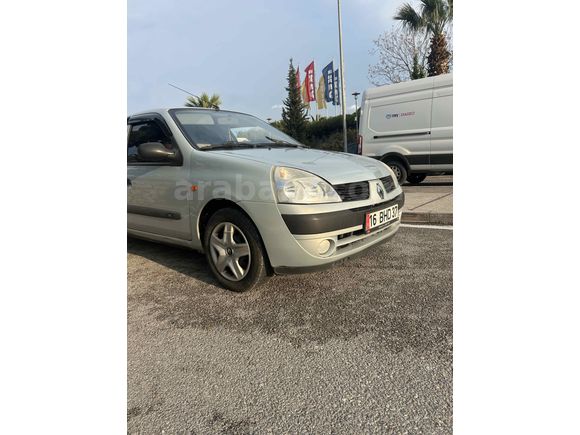Sahibinden Renault Clio 1.4 Authentique 2004 Model  120.000 km Gri (Gümüş)