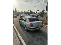 Sahibinden Renault Clio 1.4 Authentique 2004 Model  120.000 km Gri (Gümüş)
