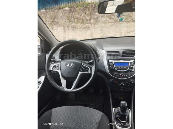 Sahibinden Hyundai Accent Blue 1.6 CRDI Mode 2013 Model