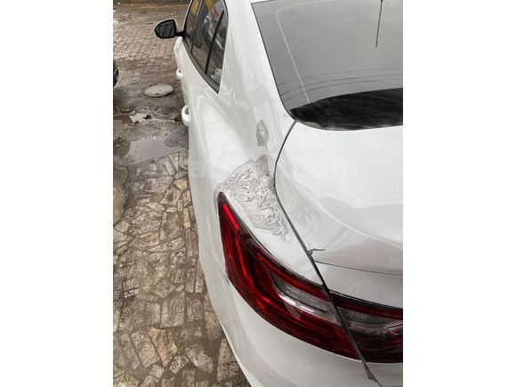 Sahibinden Renault Megane 1.6 Joy 2017 Model  135.000 km Beyaz