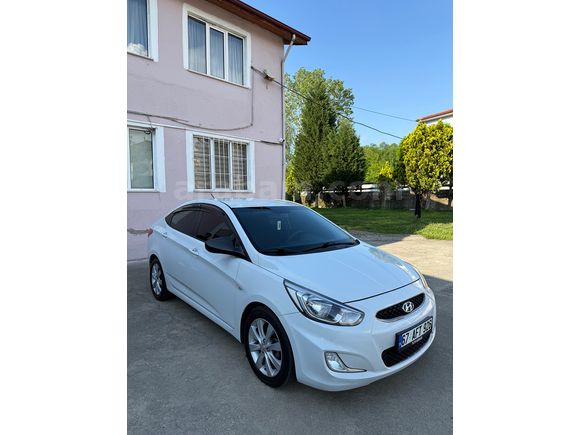 Sahibinden Hyundai Accent Blue 1.6 CRDI Mode Plus 2018 Model 