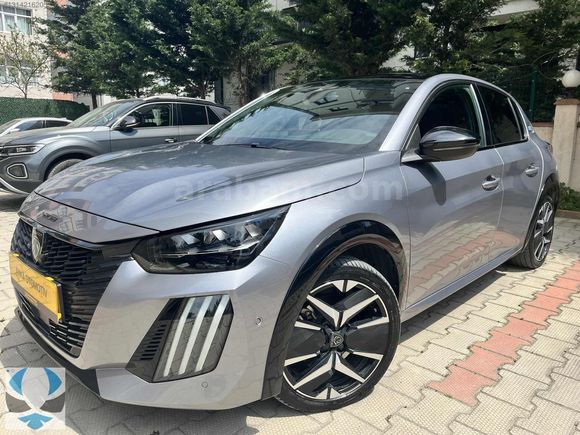 ANKA'DAN SADECE 19.400 KM HATASIZ GARANTİLİ e-208 GT CAM TAVAN