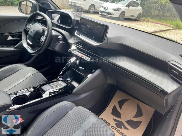 ANKA'DAN SADECE 19.400 KM HATASIZ GARANTİLİ e-208 GT CAM TAVAN