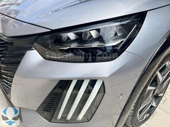 ANKA'DAN SADECE 19.400 KM HATASIZ GARANTİLİ e-208 GT CAM TAVAN