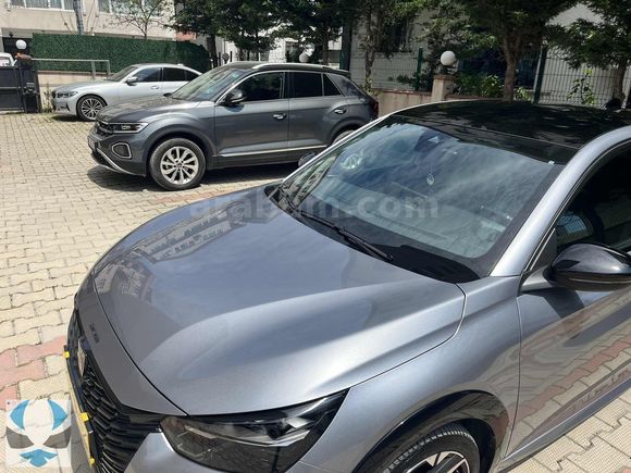 ANKA'DAN SADECE 19.400 KM HATASIZ GARANTİLİ e-208 GT CAM TAVAN