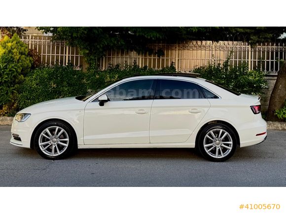 EM&TA'DAN 2014//AUDİ A3//CAM TAVAN///187KM///EMSALSİZ TEMİZLİKTE