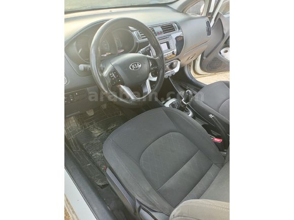 2.ci Sahibinden Kia Rio 1.4 CRDi Comfort 2015 Model