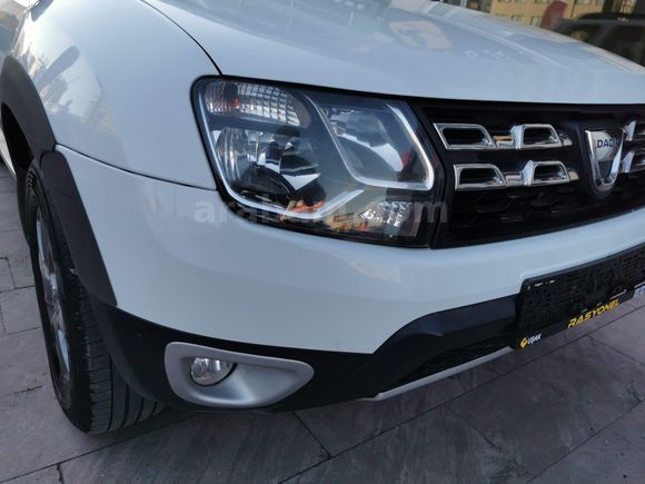 Galeriden Dacia Duster 1.5 dCi Laureate 2017 Model Uşak