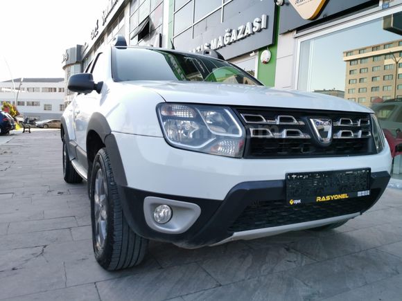 Galeriden Dacia Duster 1.5 dCi Laureate 2017 Model Uşak