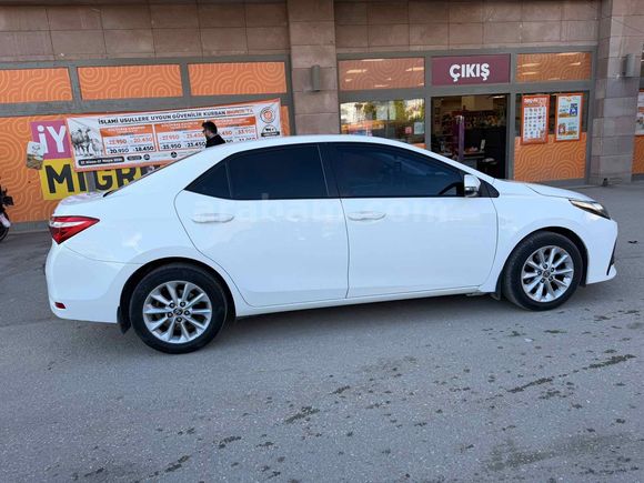 Sahibinden Toyota Corolla 1.33 Life 2017 Model 