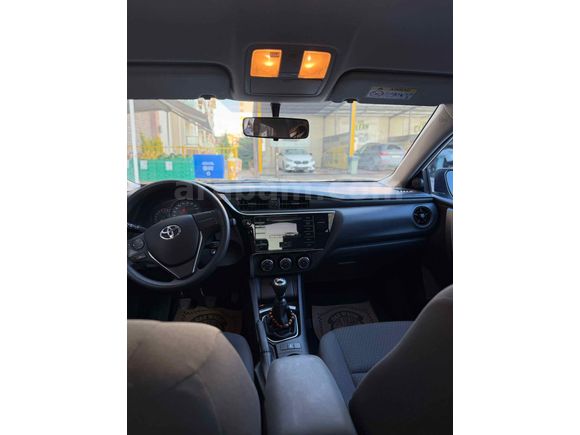 Sahibinden Toyota Corolla 1.33 Life 2017 Model 