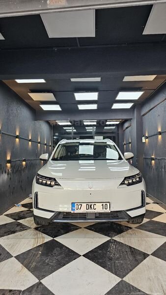Sahibinden Skywell ET5 Legend 2023 Model İstanbul 27.800 km Beyaz
