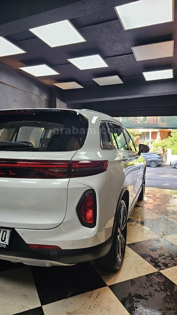 Sahibinden Skywell ET5 Legend 2023 Model İstanbul 27.800 km Beyaz 7