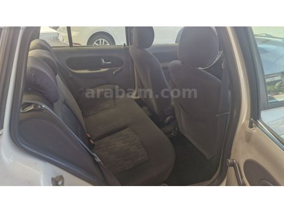 2012 1.5 DCİ