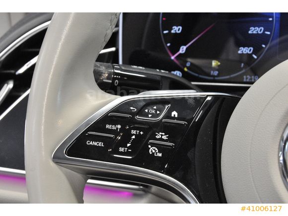 MERCEDES-BENZ CERTIFIED OTOMOL MERTER 2024 E180 EXCLUSIVE