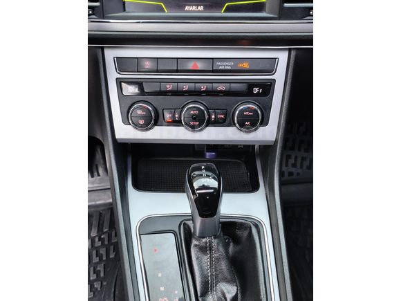 Sahibinden Seat Leon 1.6 TDI Style 2017 Model  190.000 km Beyaz