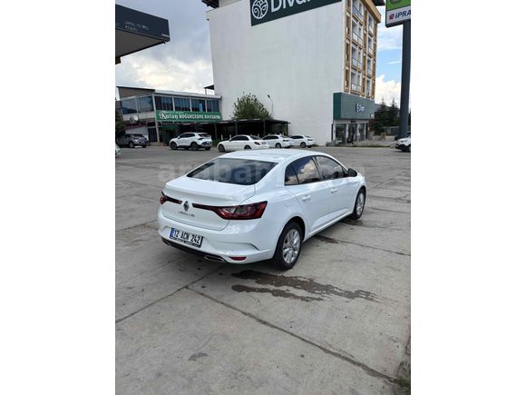 Sahibinden Renault Megane 1.3 TCe Touch 2026 Model 