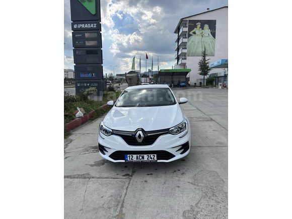 Sahibinden Renault Megane 1.3 TCe Touch 2026 Model 